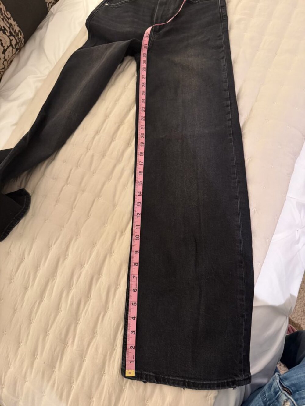 PAIGE NWT | 30" Sasha High-Rise Wide Leg Jean in Viper Black Distressed - Picture 14 of 16
